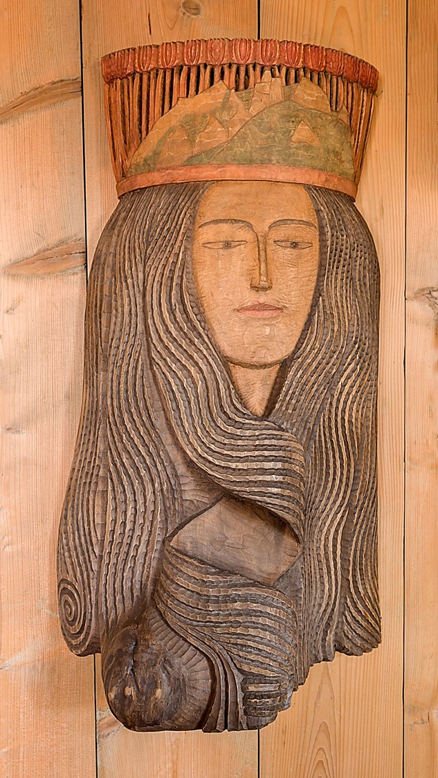 Rzeźba w drewnie z cyklu Królowa Pienin