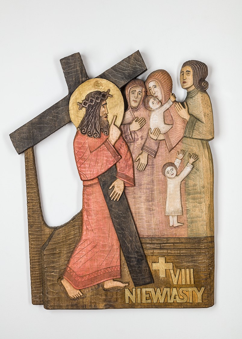 Płaskorzeźba wyrzeźbiona w drewnie, przedstawiająca Jezusa spotykającego kobiety w Jerozolimskie